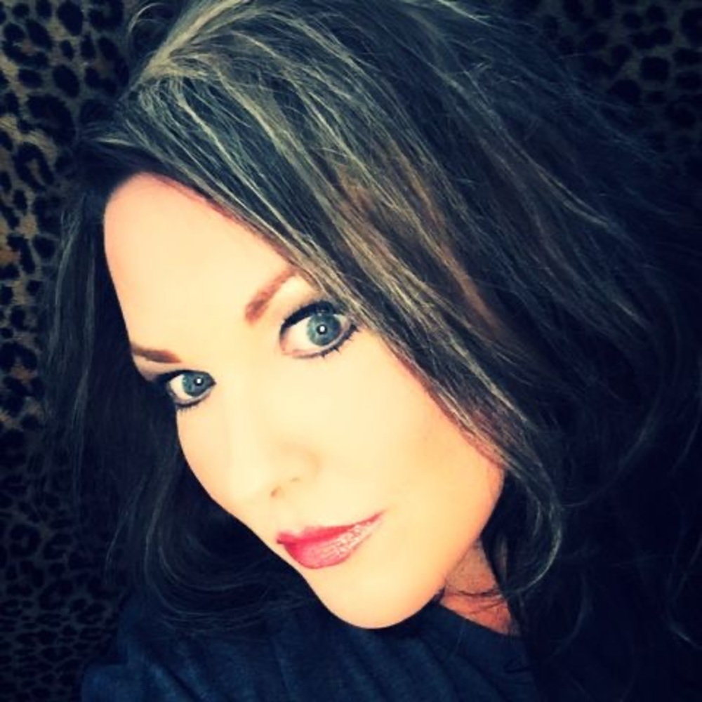 Meet your Posher, Amberly l